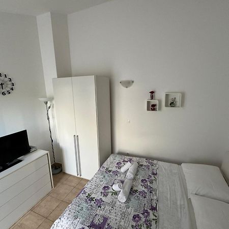 Apartment Nina Starigrad Paklenica Exteriér fotografie