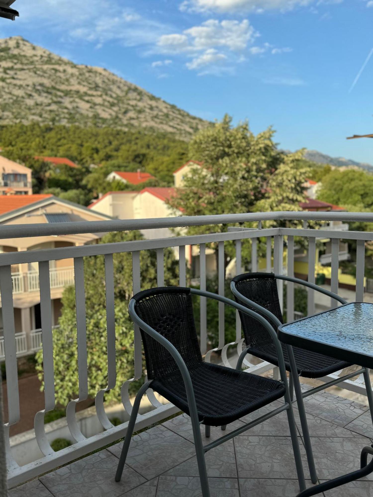 Apartment Nina Starigrad Paklenica Exteriér fotografie